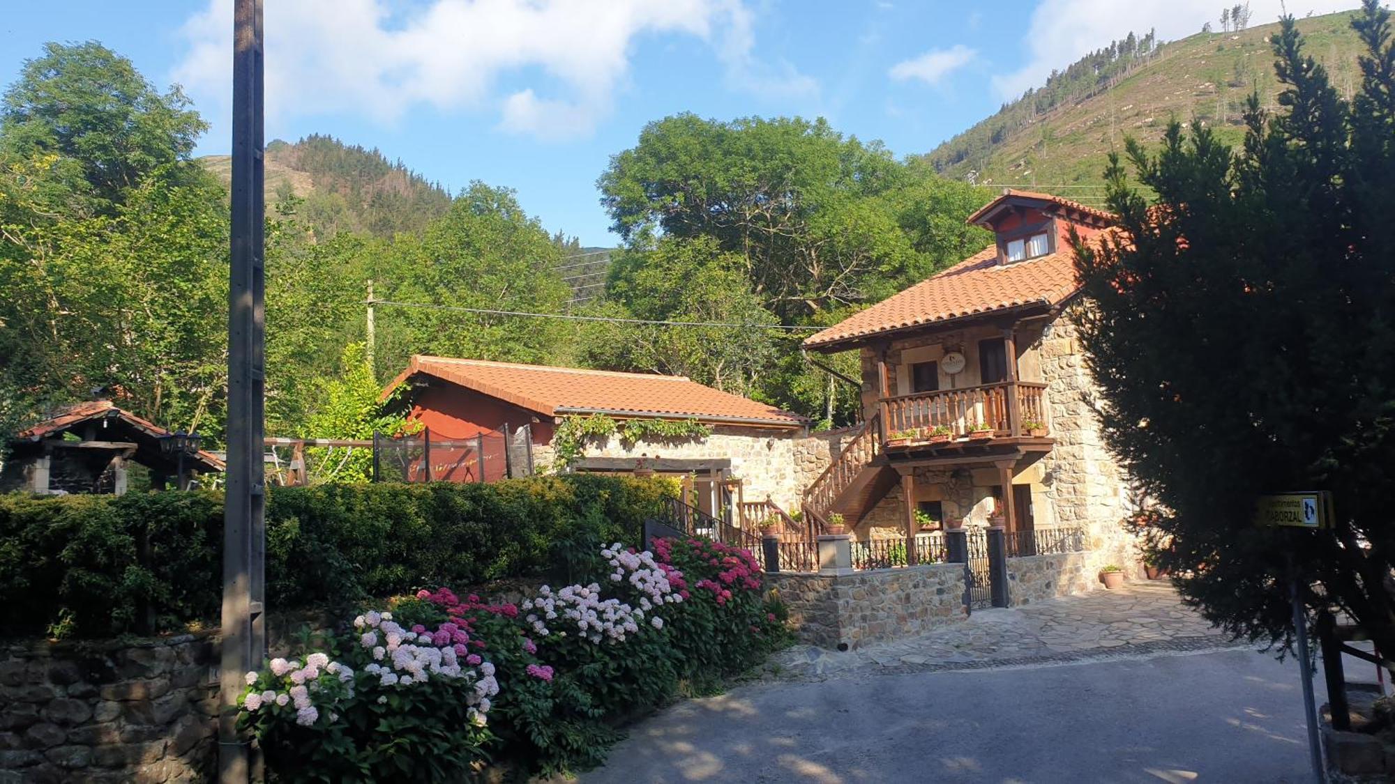 Casas Caborzal Villa Renedo De Cabuerniga Dış mekan fotoğraf